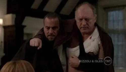 Rizzoli & Isles Temporada 2 Episodios 9 • Sub Español