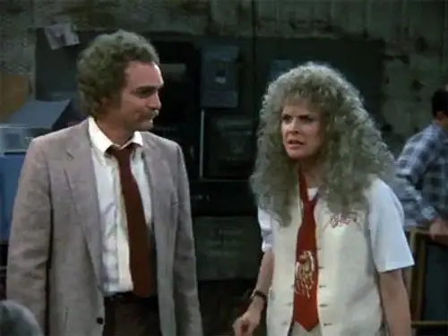 Murphy Brown Temporada 1 Episodios 20 • Sub Español