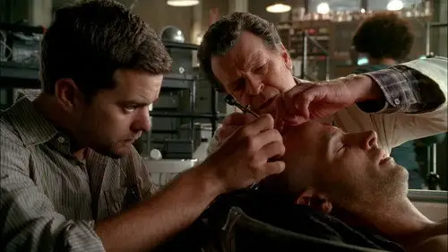 Fringe Temporada 1 Episodios 7 • Sub Español