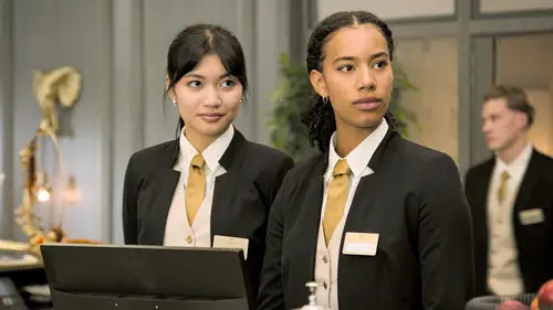 Hotel Mondial Temporada 2 Episodios 2 • Sub Español