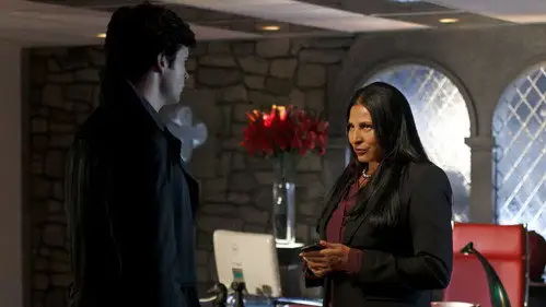 Smallville Temporada 9 Episodios 16 • Sub Español