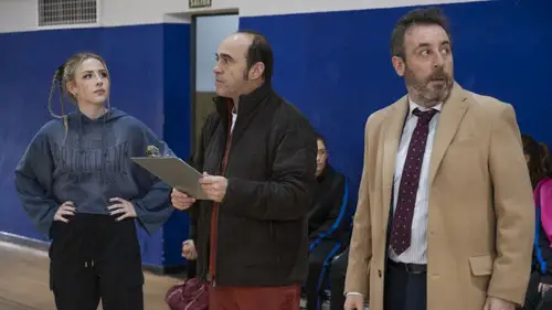 4 estrellas Temporada 3 Episodios 3 • Sub Español