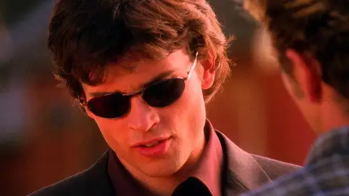 Smallville Temporada 2 Episodios 4 • Sub Español