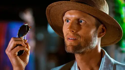 Hotel Cæsar Temporada 34 Cap 1 • Español Online