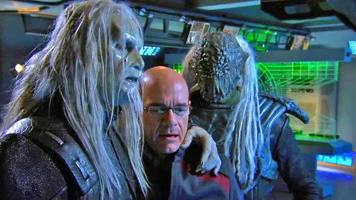 Stargate Atlantis Temporada 5 Episodios 11 • Sub Español