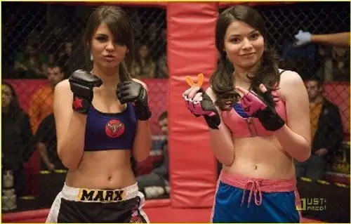 iCarly 2007 Temporada 2 Episodios 25 • Sub Español