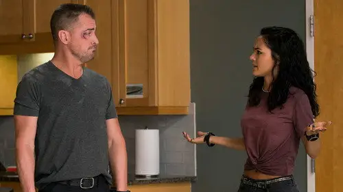 MacGyver Temporada 2 Episodios 10 • Sub Español