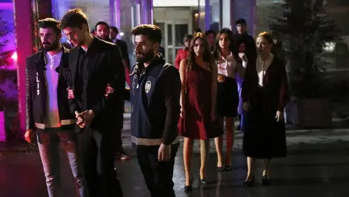 Ciudad cruel Temporada 1 Episodios 4 • Sub Español