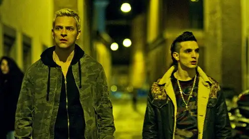 Suburra: La serie Temporada 1 Episodios 2 • Sub Español