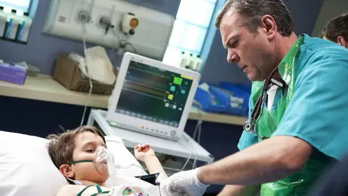 Casualty Temporada 26 Episodios 25 • Sub Español
