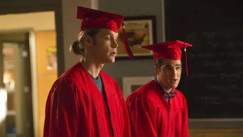Glee Temporada 5 Episodios 10 • Sub Español