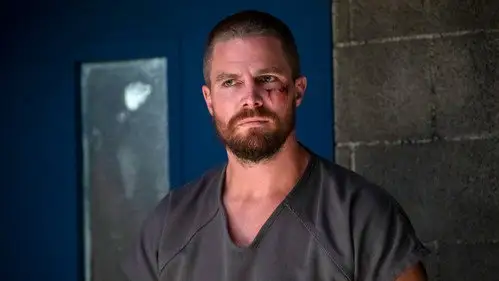 Arrow Temporada 7 Episodios 1 • Sub Español