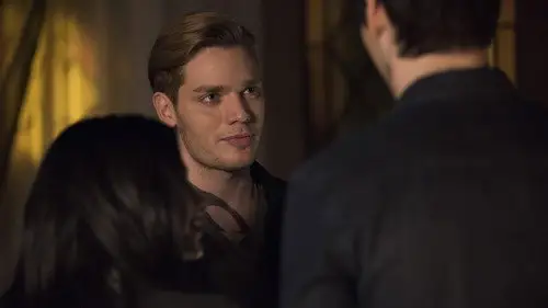 Cazadores de sombras Temporada 2 Episodios 13 • Sub Español