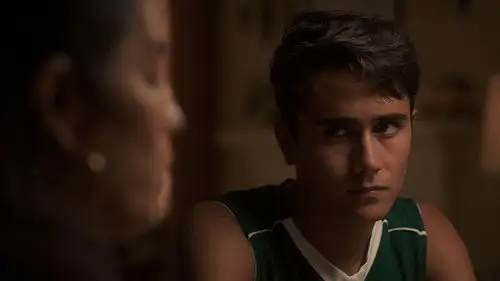Con amor, Victor Temporada 1 Episodios 4 • Sub Español