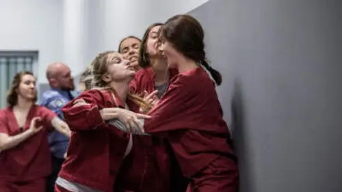 Osadzone blok F Temporada 1 Episodios 12 • Sub Español