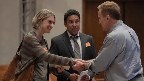 The Paper Temporada 1 Episodios 4 • Sub Español