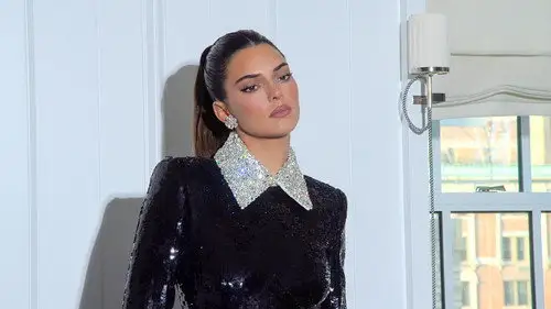 Las Kardashian 2022 Temporada 4 Episodios 9 • Sub Español