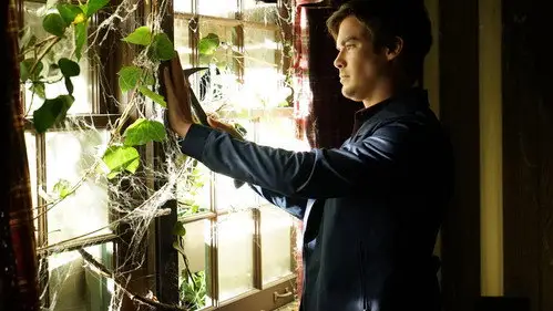 Pequeñas mentirosas Temporada 6 Episodios 20 • Sub Español