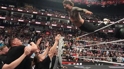 Raw Temporada 33 Episodios 6 • Sub Español