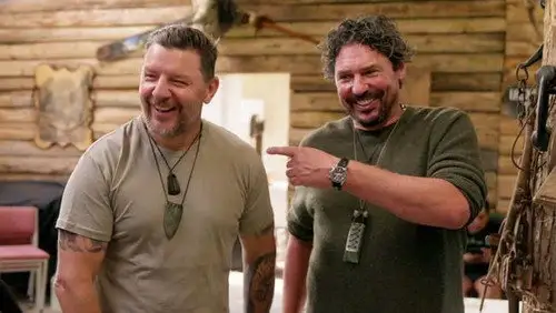 Off the Grid with Colin and Manu Temporada 2 Episodios 5 • Sub Español