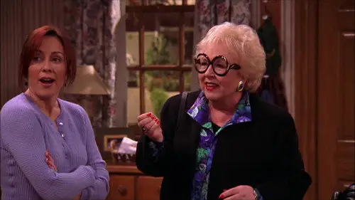Todo el mundo quiere a Raymond Temporada 7 Episodios 10 • Sub Español