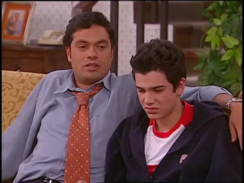 Casados con Hijos [Colombia] Temporada 5 Episodios 1 • Sub Español
