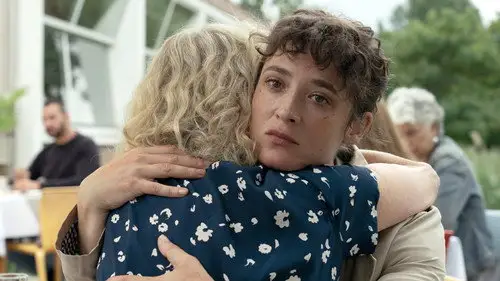 Hundertdreizehn Temporada 1 Episodios 4 • Sub Español