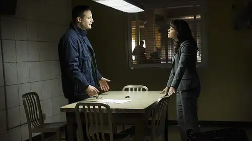 Familia de policías Temporada 5 Episodios 16 • Sub Español