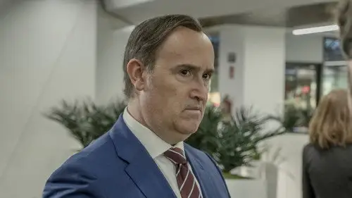 Vota Juan Temporada 3 Episodios 1 • Sub Español