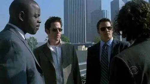 Numb3rs Temporada 2 Episodios 13 • Sub Español