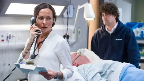 Casualty Temporada 30 Episodios 1 • Sub Español