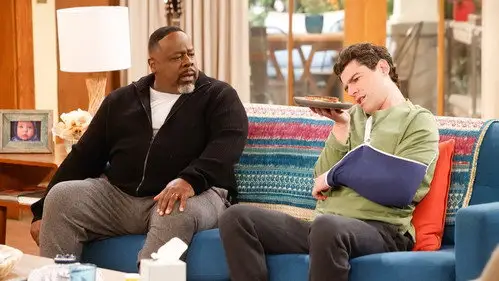 The Neighborhood Temporada 7 Episodios 17 • Sub Español
