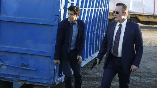 Scorpion Temporada 1 Episodios 15 • Sub Español