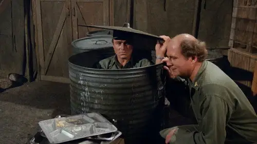M*A*S*H Temporada 7 Episodios 21 • Sub Español