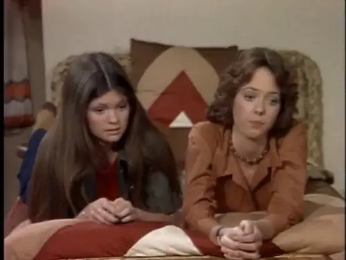 One Day at a Time Temporada 3 Episodios 3 • Sub Español