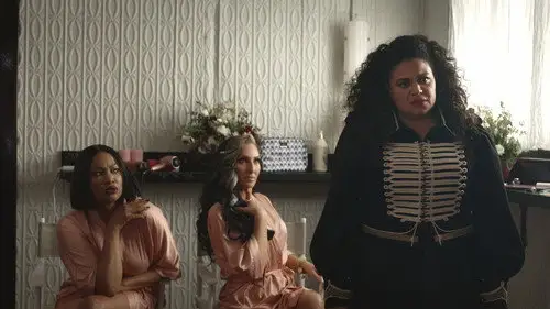 La supervivencia de una chica con curvas Temporada 1 Episodios 4 • Sub Español