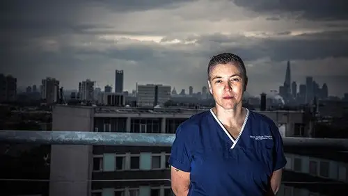 24 Hours in A&E Temporada 4 Episodios 4 • Sub Español