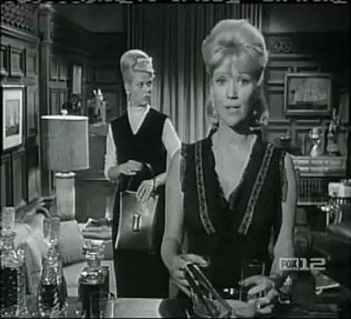 Perry Mason Temporada 8 Episodios 16 • Sub Español