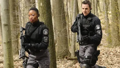 Flashpoint Temporada 5 Episodios 11 • Sub Español