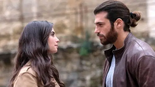 Violeta como el mar Temporada 1 Episodios 7 • Sub Español