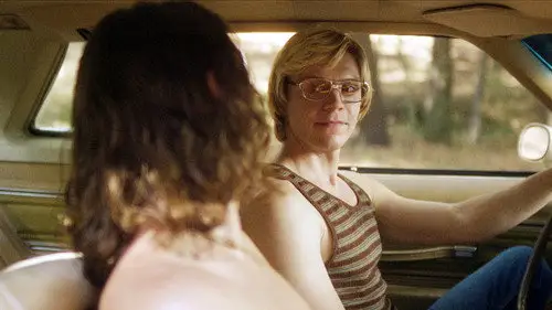 Monstruo: La historia de Jeffrey Dahmer Temporada 1 Episodios 3 • Sub Español