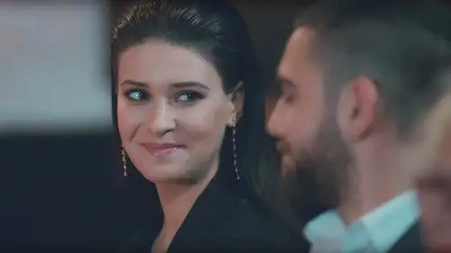 Vuslat Temporada 1 Episodios 20 • Sub Español