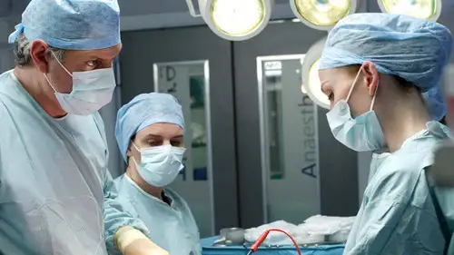 Holby City Temporada 13 Episodios 6 • Sub Español
