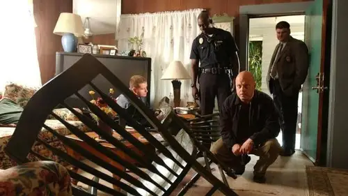 The Shield: Al margen de la ley Temporada 3 Episodios 6 • Sub Español