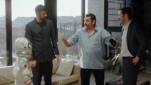 Mi nombre es Farah Temporada 1 Episodios 13 • Sub Español