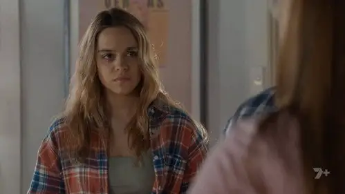 Home and Away Temporada 38 Cap 7 • Español Online