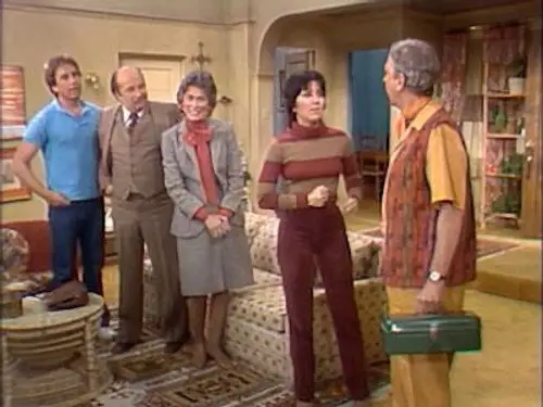 Apartamento para tres Temporada 5 Episodios 12 • Sub Español