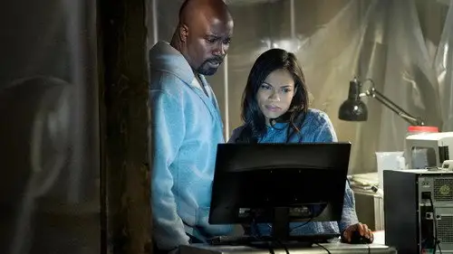 Marvel - Luke Cage Temporada 1 Episodios 10 • Sub Español
