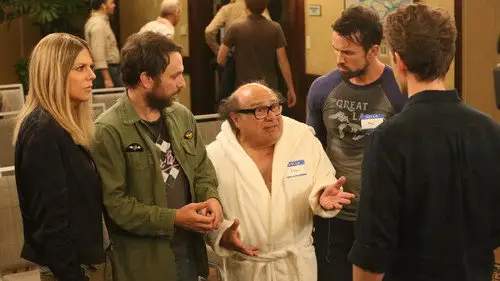 Colgados en Filadelfia Temporada 13 Episodios 4 • Sub Español