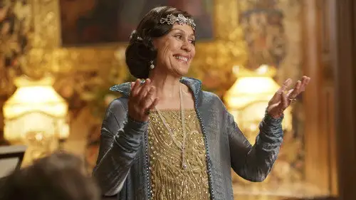 Downton Abbey Temporada 4 Episodios 3 • Sub Español
